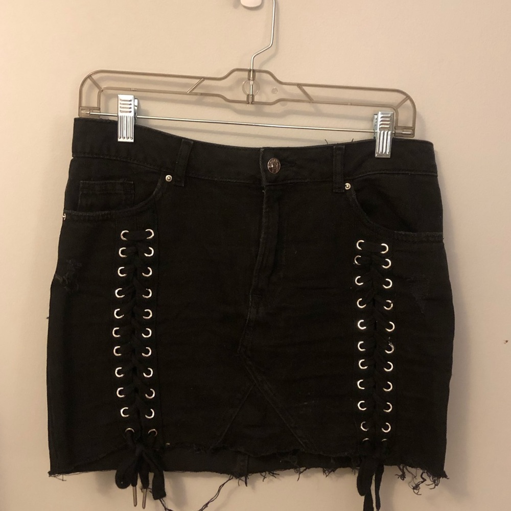 H&M Laceup skirt